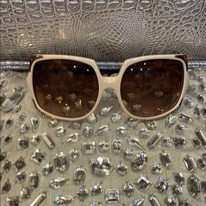 Stylish Cream Michael Kors Sunglasses